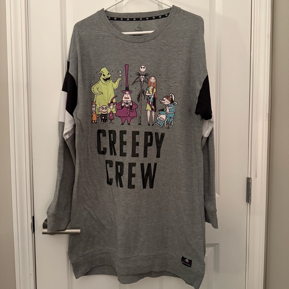 Disney The Nightmare Before Christmas Sleep Shirt. Size Large. Used.
